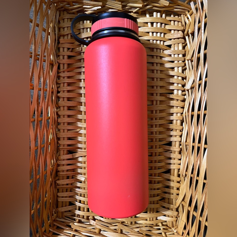 Hydro Flask - Picture 2 of 5